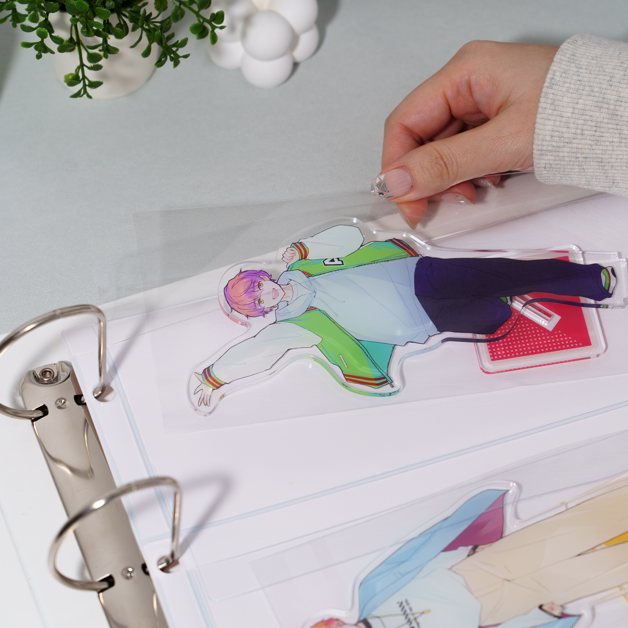 厚みのあるグッズにも対応する丈夫なPVC素材