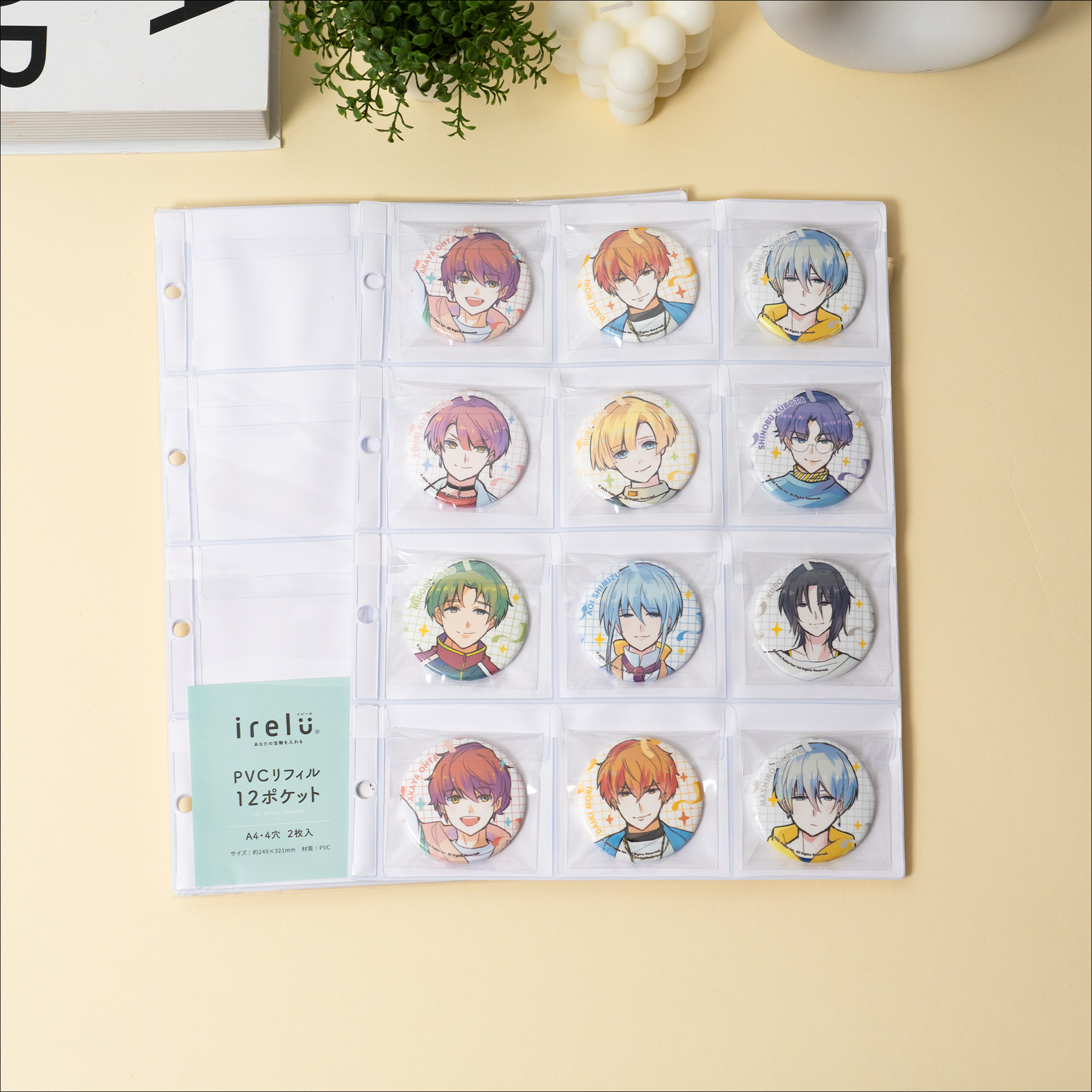 缶バッジを主役にする白台紙