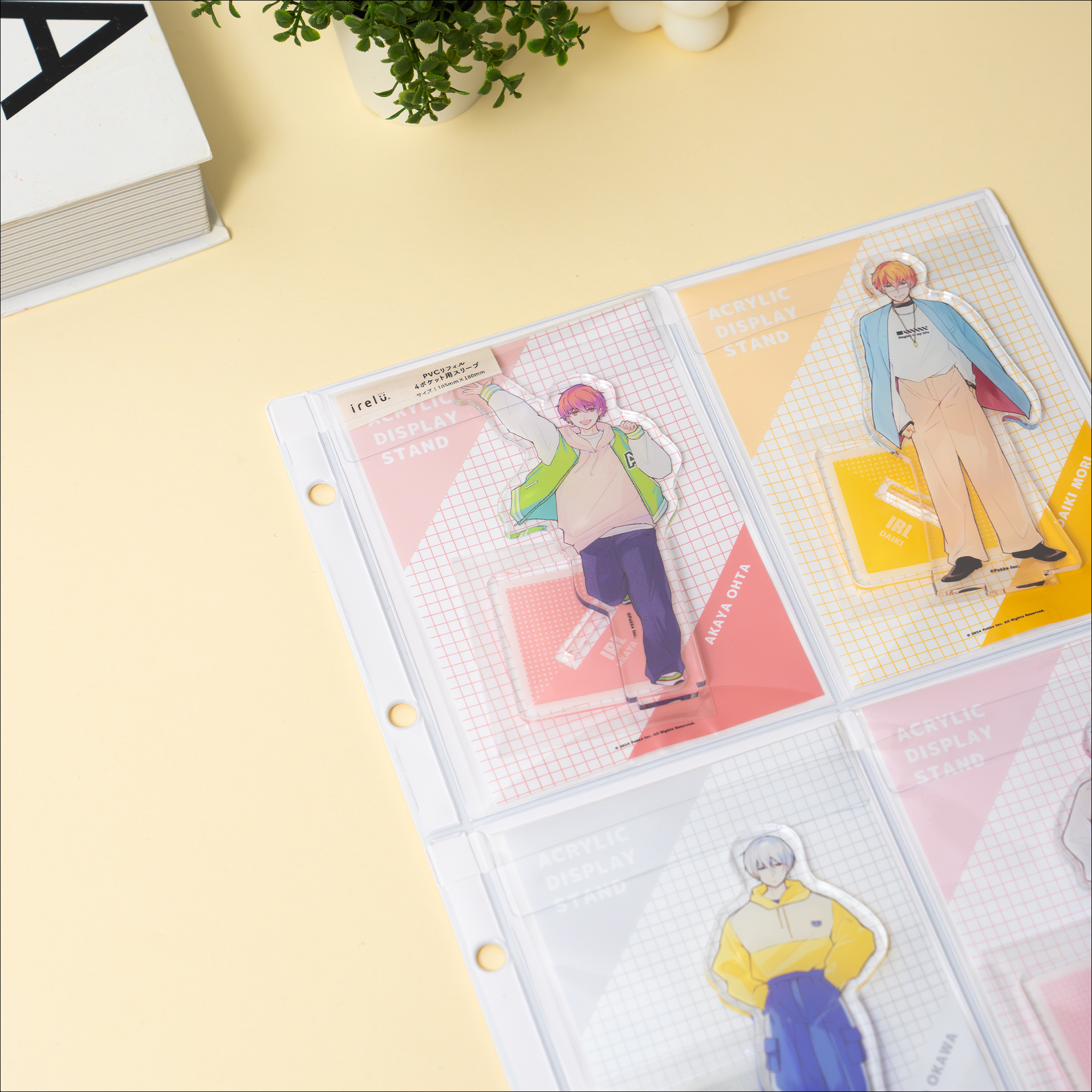 「イレールPVCリフィル 4ポケット」と組み合わせて、保護しながら美しく収納