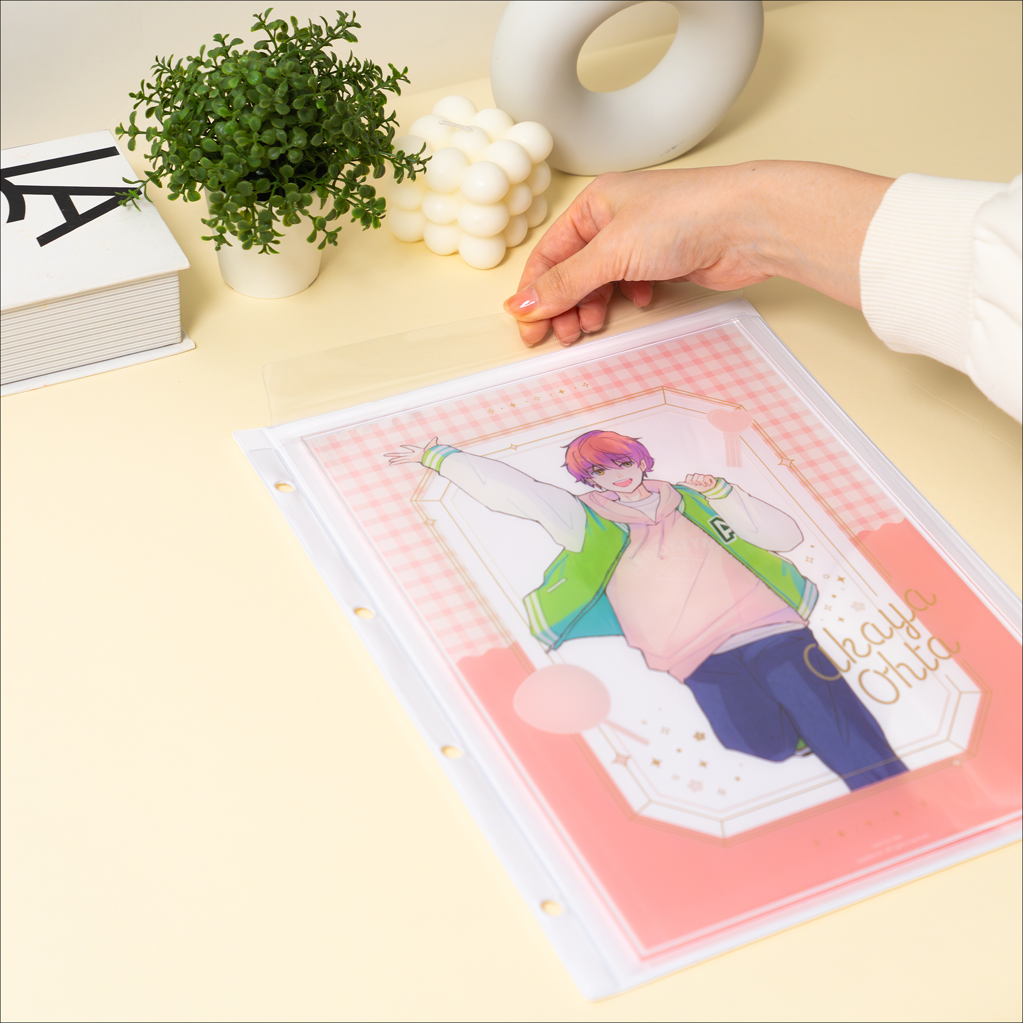 前面蓋付きポケット